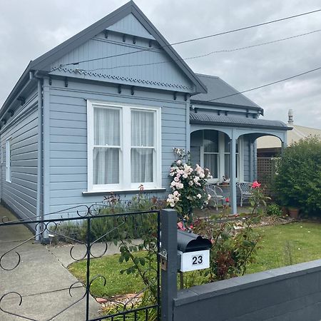 Wee Blue Bnb- Central Cosy Villa Timaru Ngoại thất bức ảnh