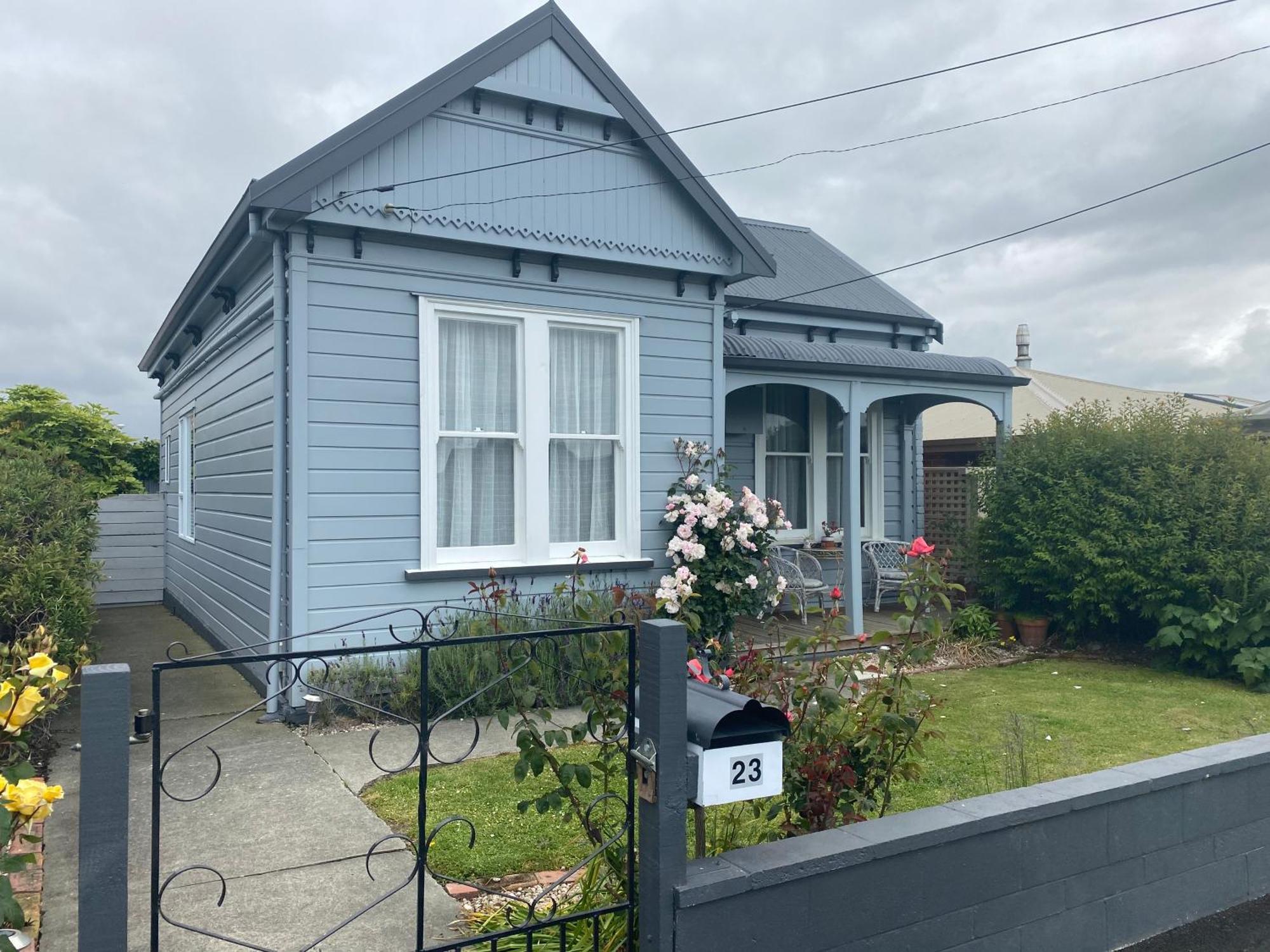 Wee Blue Bnb- Central Cosy Villa Timaru Ngoại thất bức ảnh
